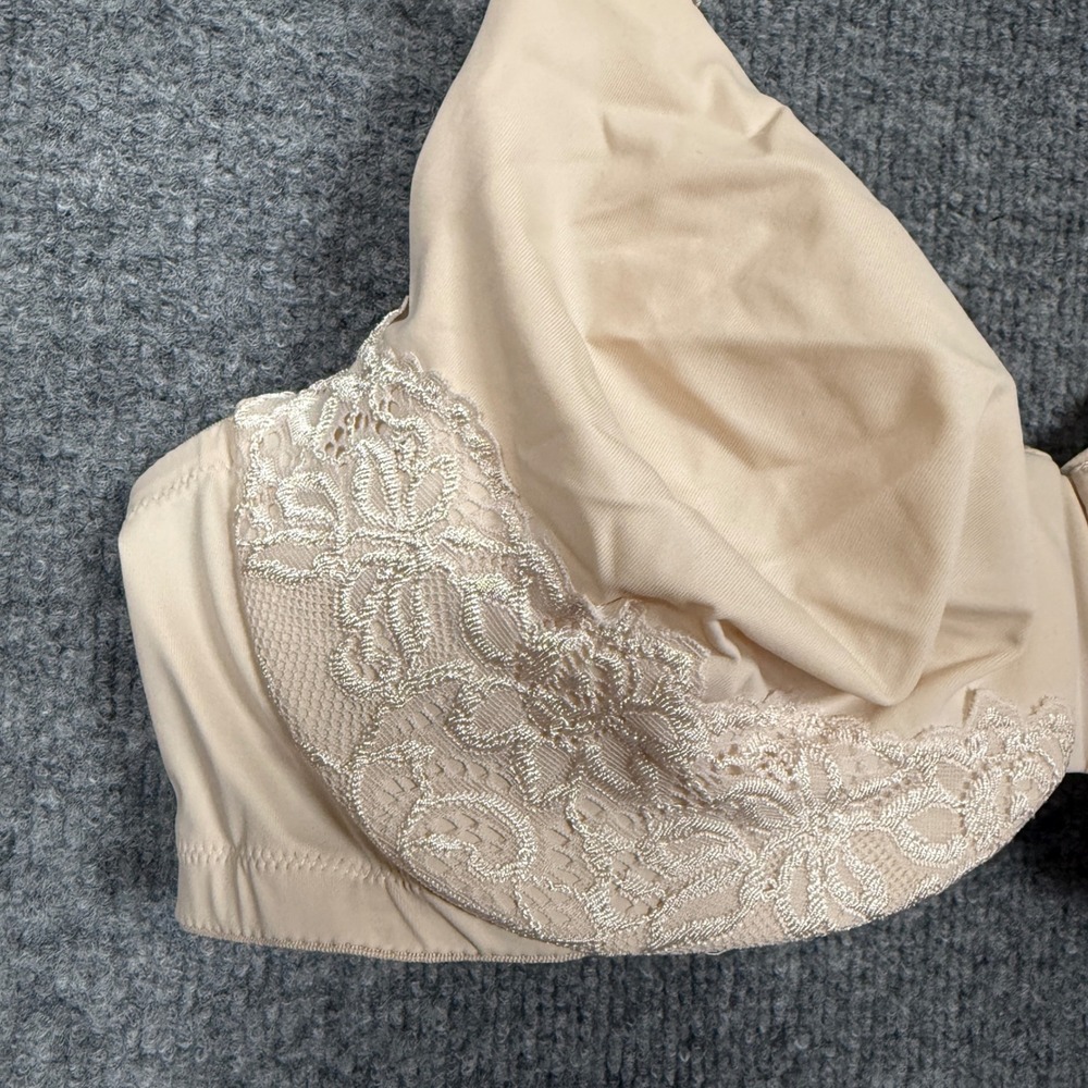 New Olga by Warners Size 10C Bra Nude Tan Gentle Lift Underwire Adjustable Strap - Picture 2 of 6
